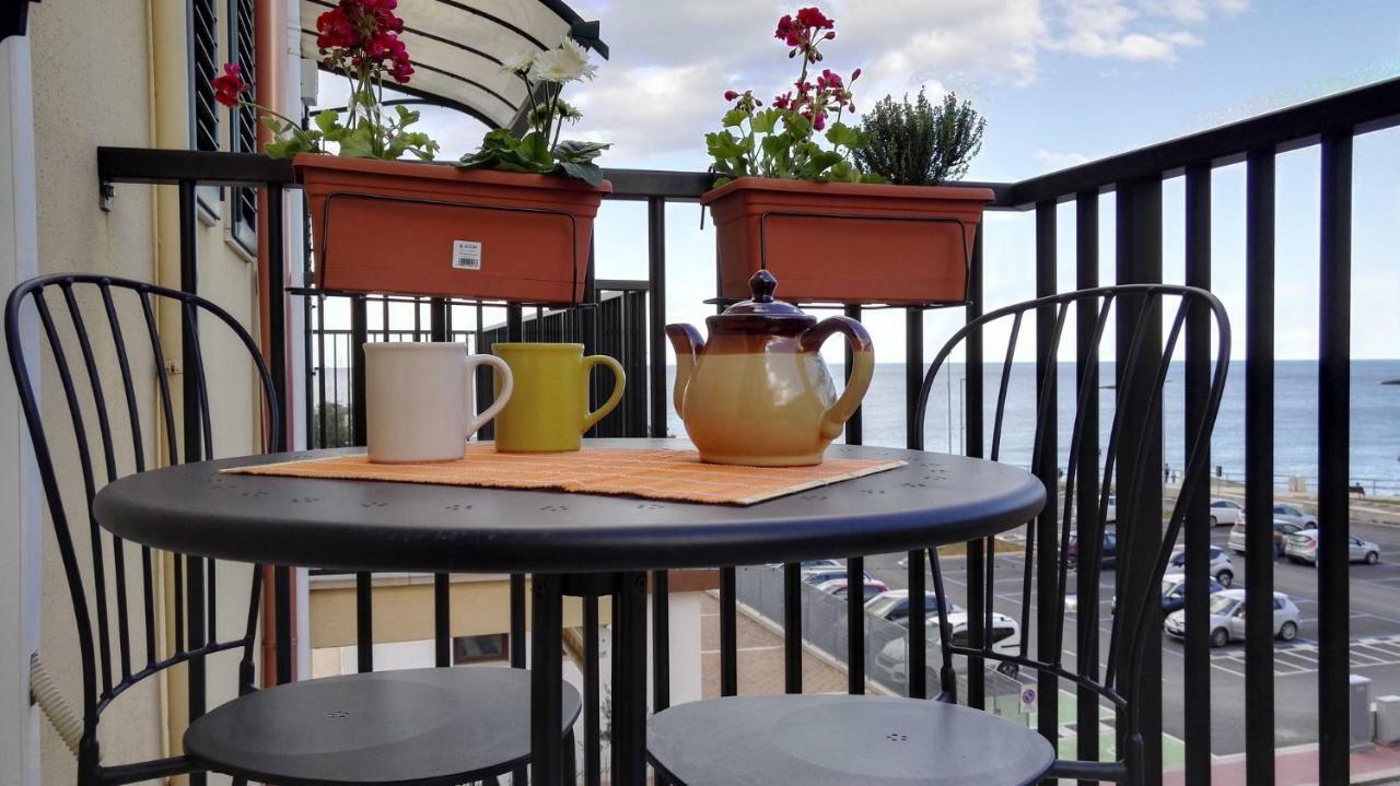 Gallery Art - Sea View Monopoli Bagian luar foto